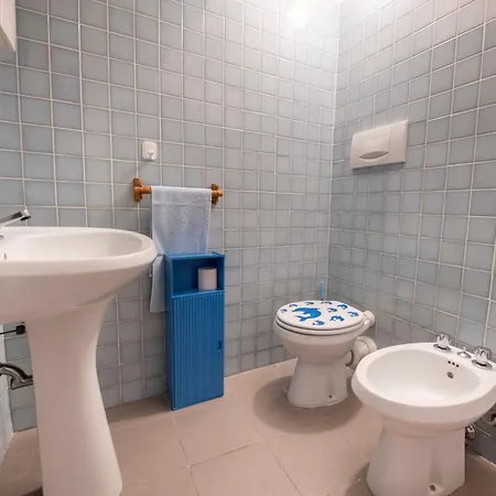 Appartement 253 - Casa Bosco - Centro Di Sestri, 300m Dalla Baia Del Silenzio *